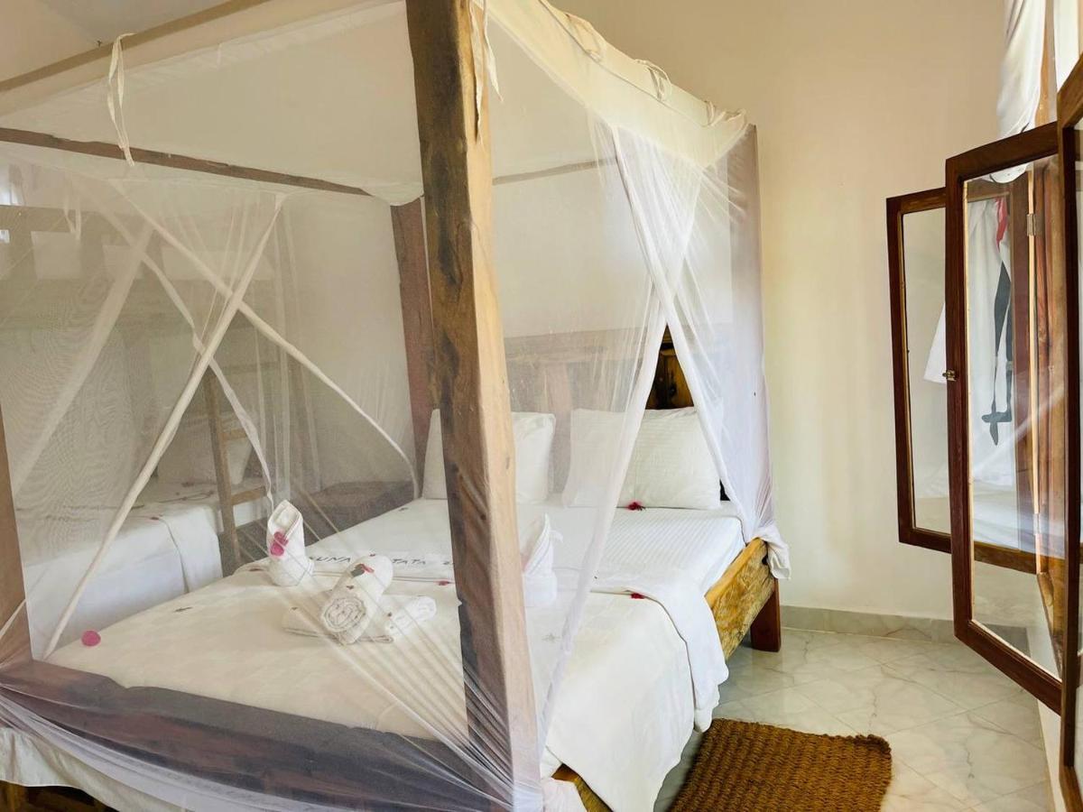 Babalao Hotell 3*
