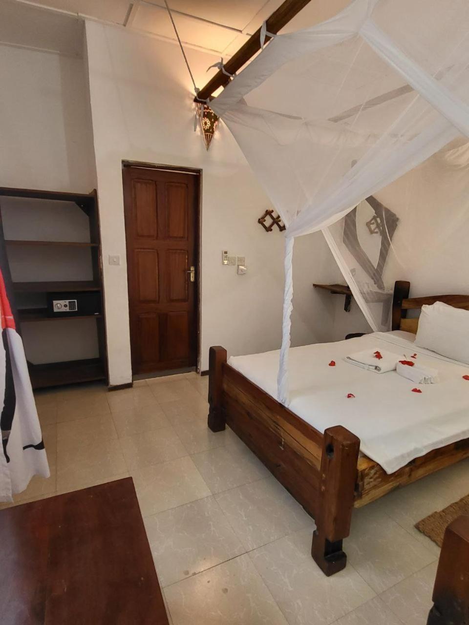Hotell Babalao 3*