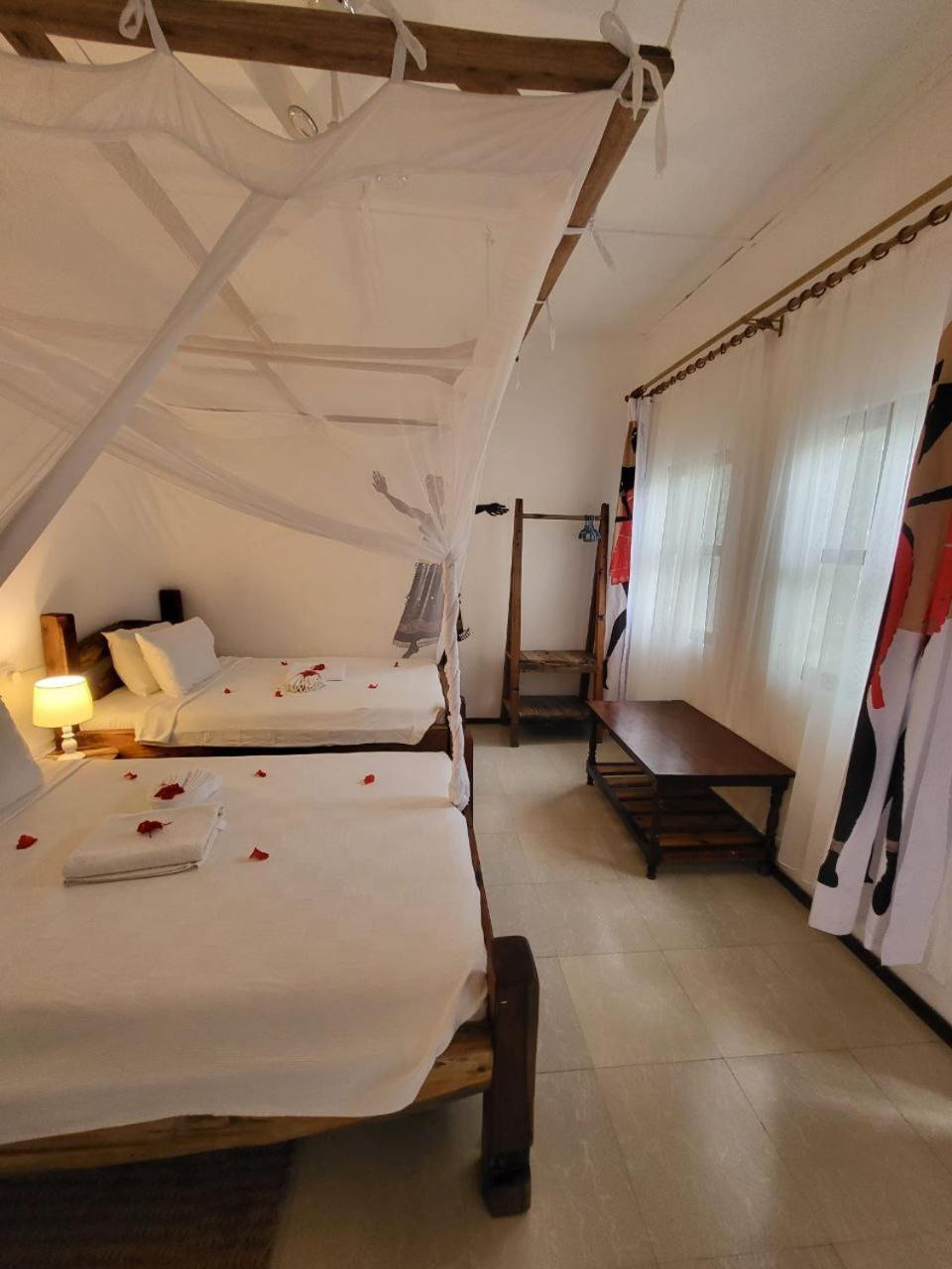 Hotell Babalao Nungwi